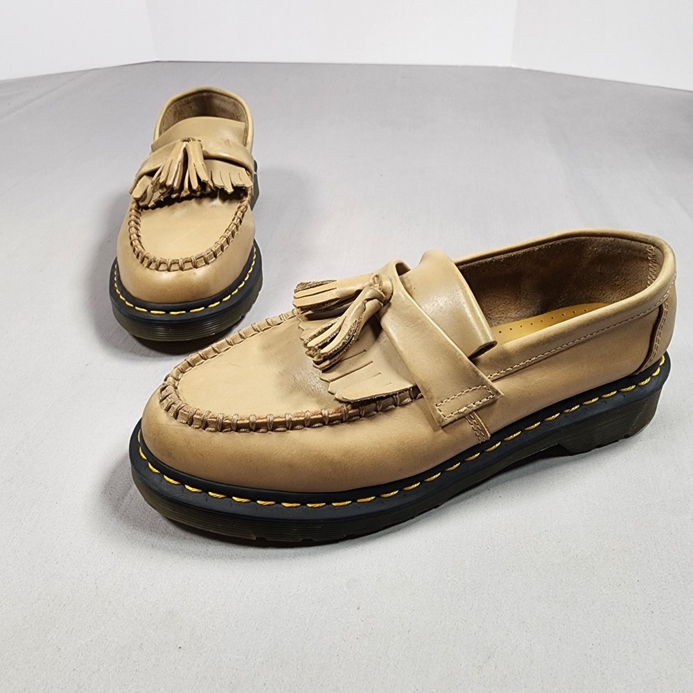 Dr. Martens Adrian YS Tassel Loafers Beige Leather Mens 8 Yellow Stitch L4034‎